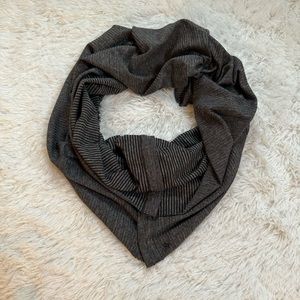 Lululemon Reversible Vinyasa Scarf/Wrap Like New